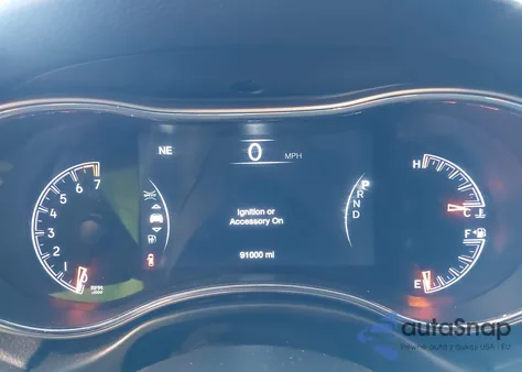 2020 Jeep Grand Cherokee Altitude 4X4 z USA, uszkodzony, nr VIN 1C4RJFAG9LC425464